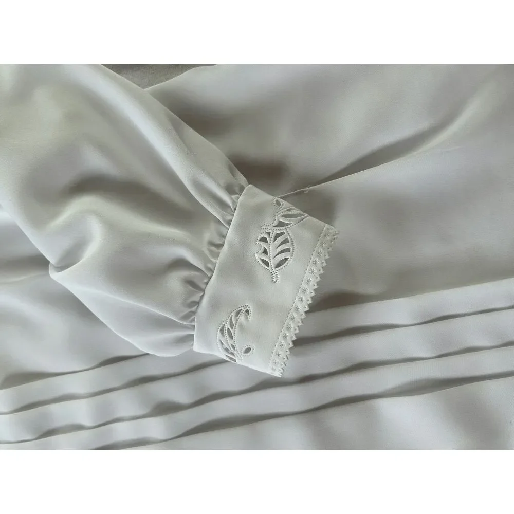 Yves St. Clair Pleated White Long Sleeve Collared Blouse, Size 14, Button Down - Picture 2 of 10
